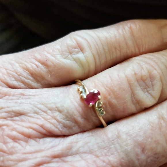 Ruby and diamond ring - Picture 4 of 7